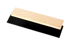 Stierka gumová 150 mm s drevenou rukovä�ou 0601